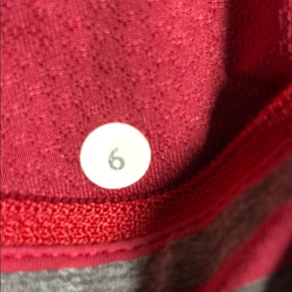 Lululemon Spirit High Rise Ruffled BlackLeggings size 6 - Picture 6 of 6